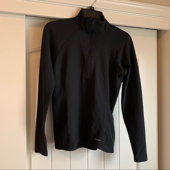 Patagonia Jackets & Blazers - 💙 Patagonia 1/4 Zip